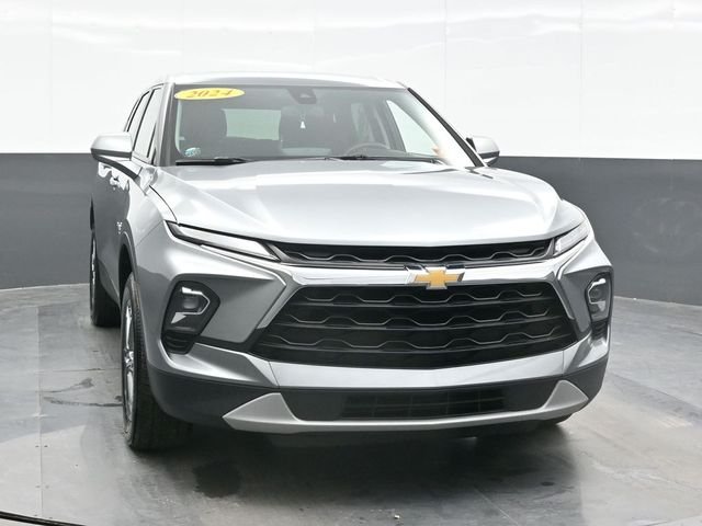 Used 2024 Gray Chevrolet LT image 6