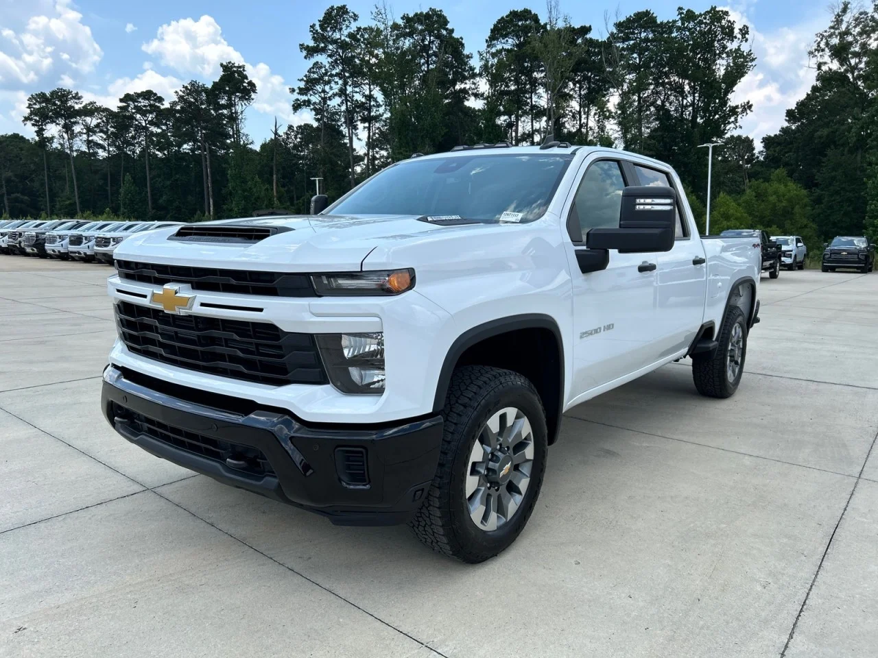 New 2026 Summit White Chevrolet Custom image 1