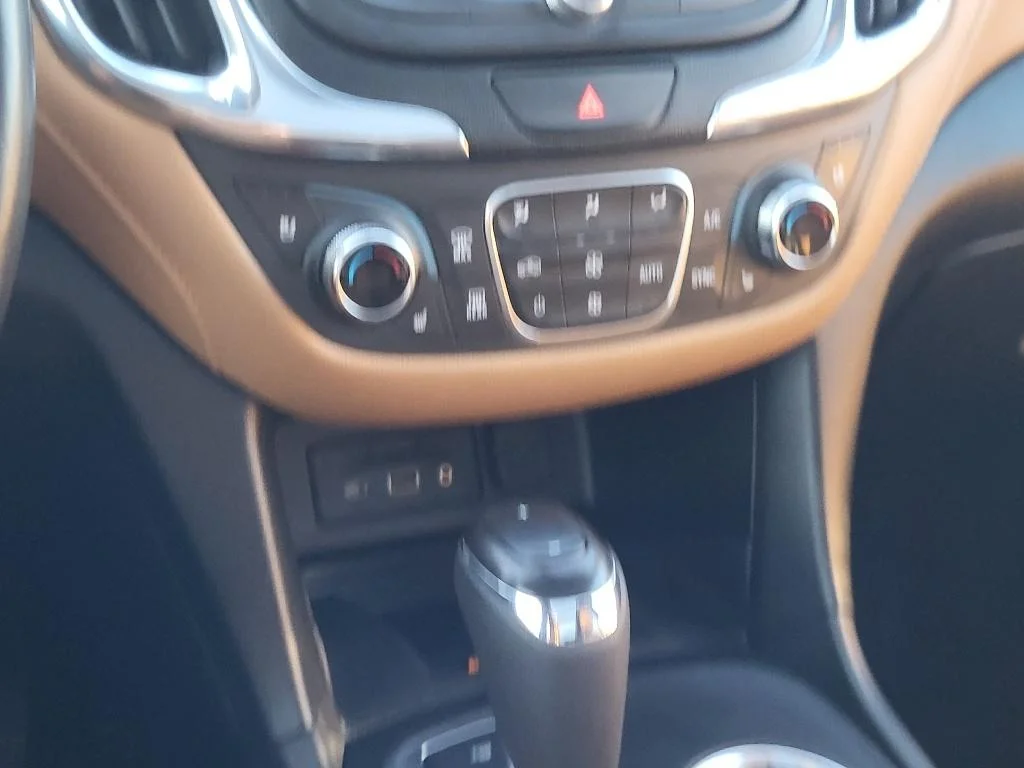 Used 2020 Chocolate Metallic Chevrolet Premier image 16