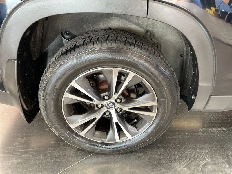 Used 2019 Black Toyota LE image 5