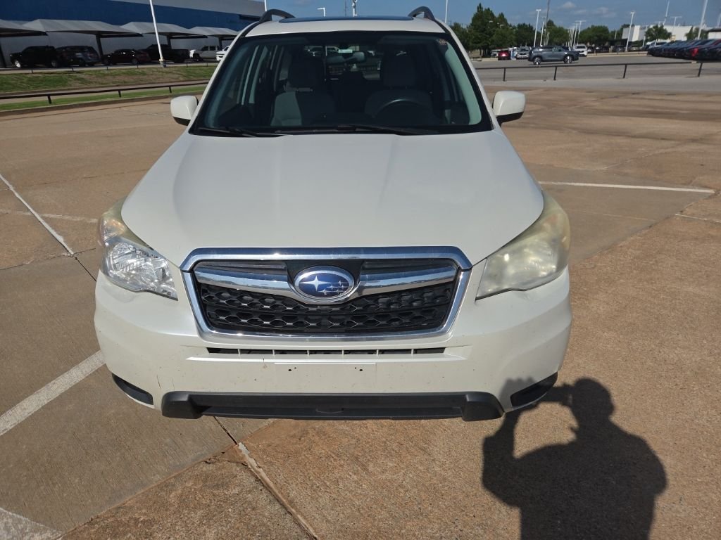 Used 2015 White Subaru 2.5i Premium image 1