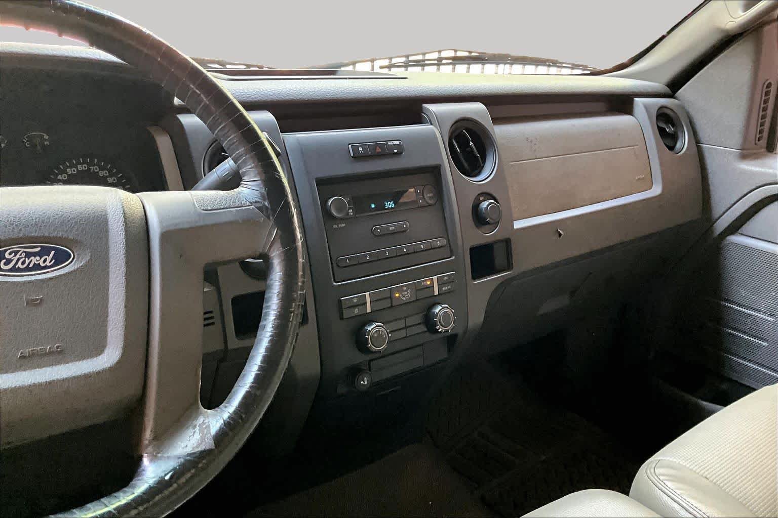 Used 2009 Oxford White Ford XL image 6