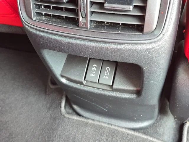 Used 2021  Honda EX image 17