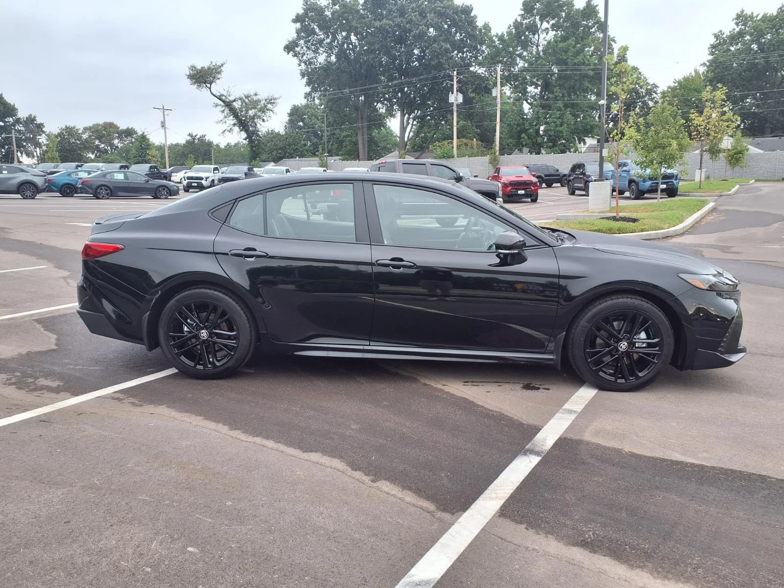 New 2026 Midnight Black Metallic Toyota SE image 2