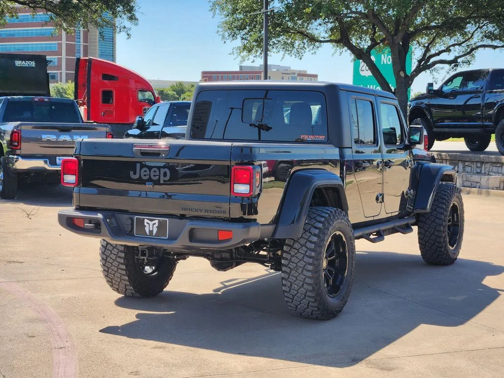 New 2026 Black Clear-Coat Exterior Paint Jeep Sport S image 4