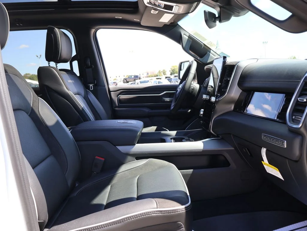 New 2026 Bright White Clear-Coat Exterior Paint RAM Laramie image 8