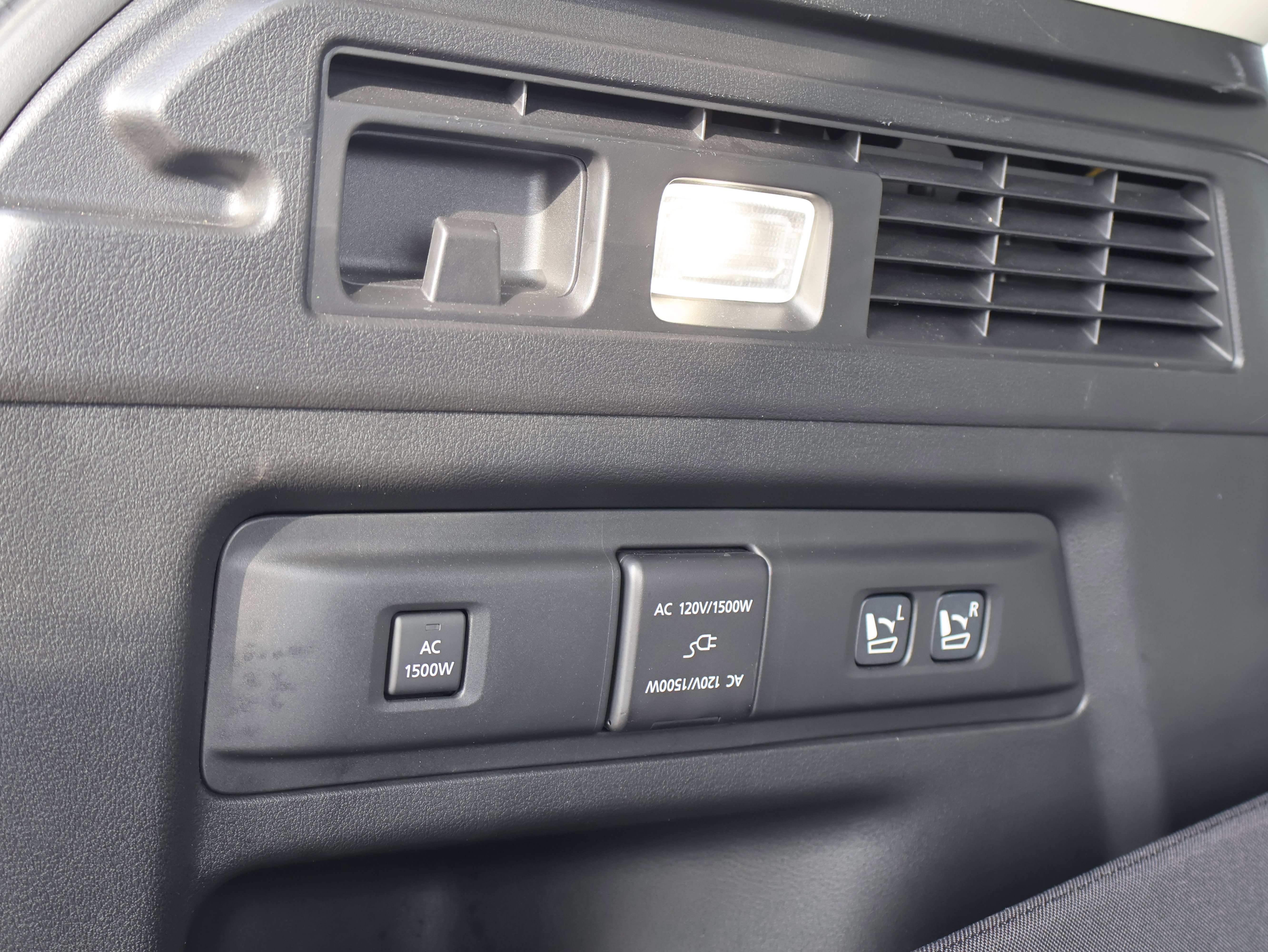 2025 Mazda CX-70 Premium Package - Photo 21