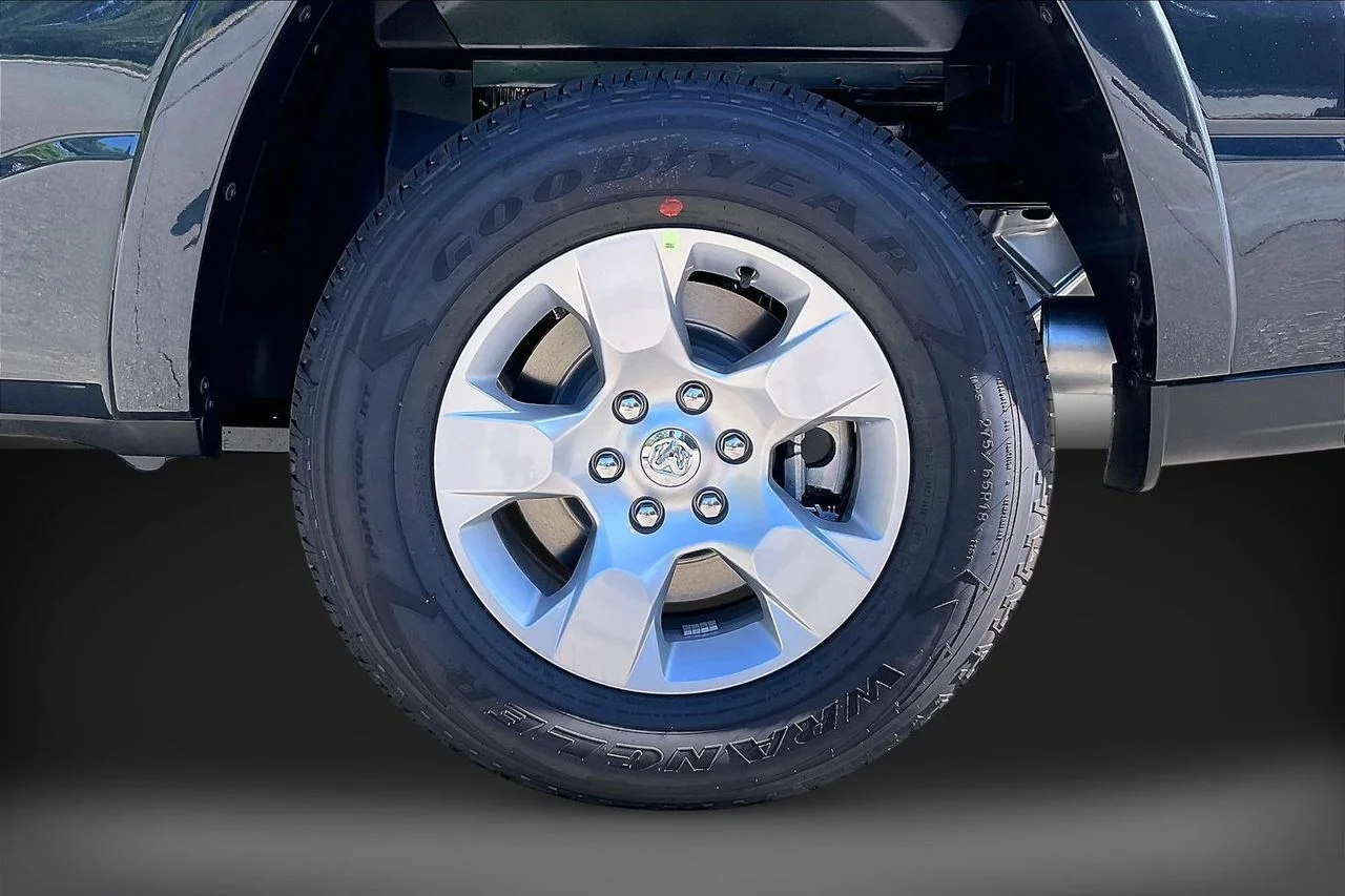 New 2026 Forged Blue Metallic Exterior Paint RAM Big Horn/Lone Star image 32