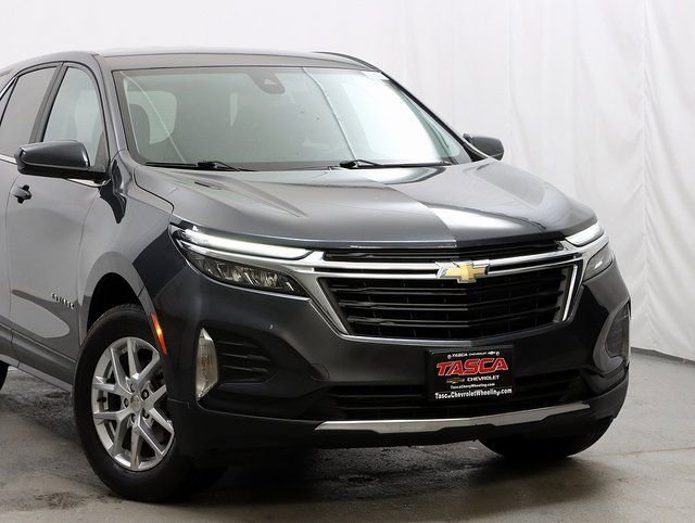 Used 2022 Chevrolet Equinox LT with VIN 3GNAXUEV2NS187793 for sale in Wheeling, IL