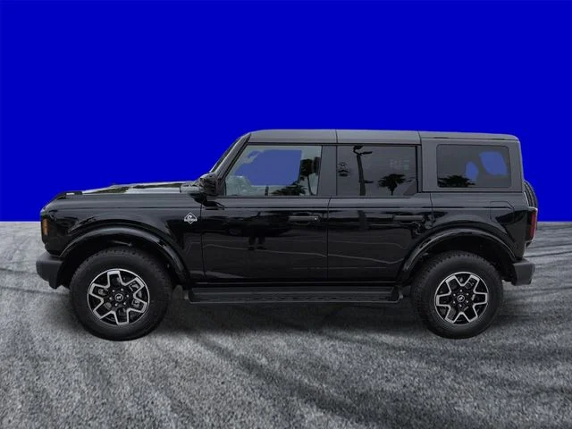 New 2026 Shadow Black Ford Outer Banks® image 7