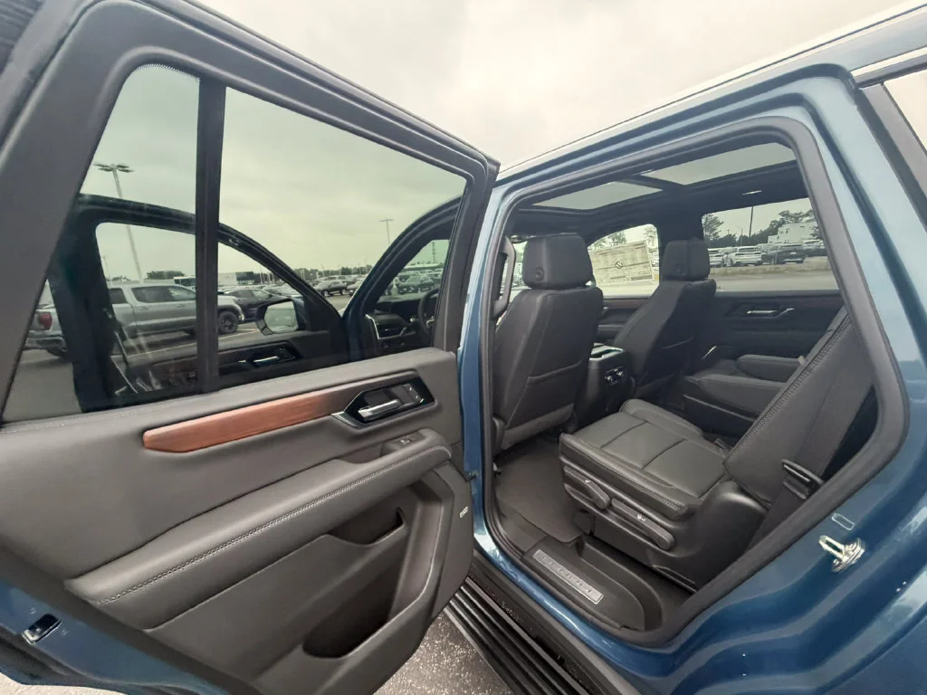 2026 GMC Yukon Denali - Photo 34