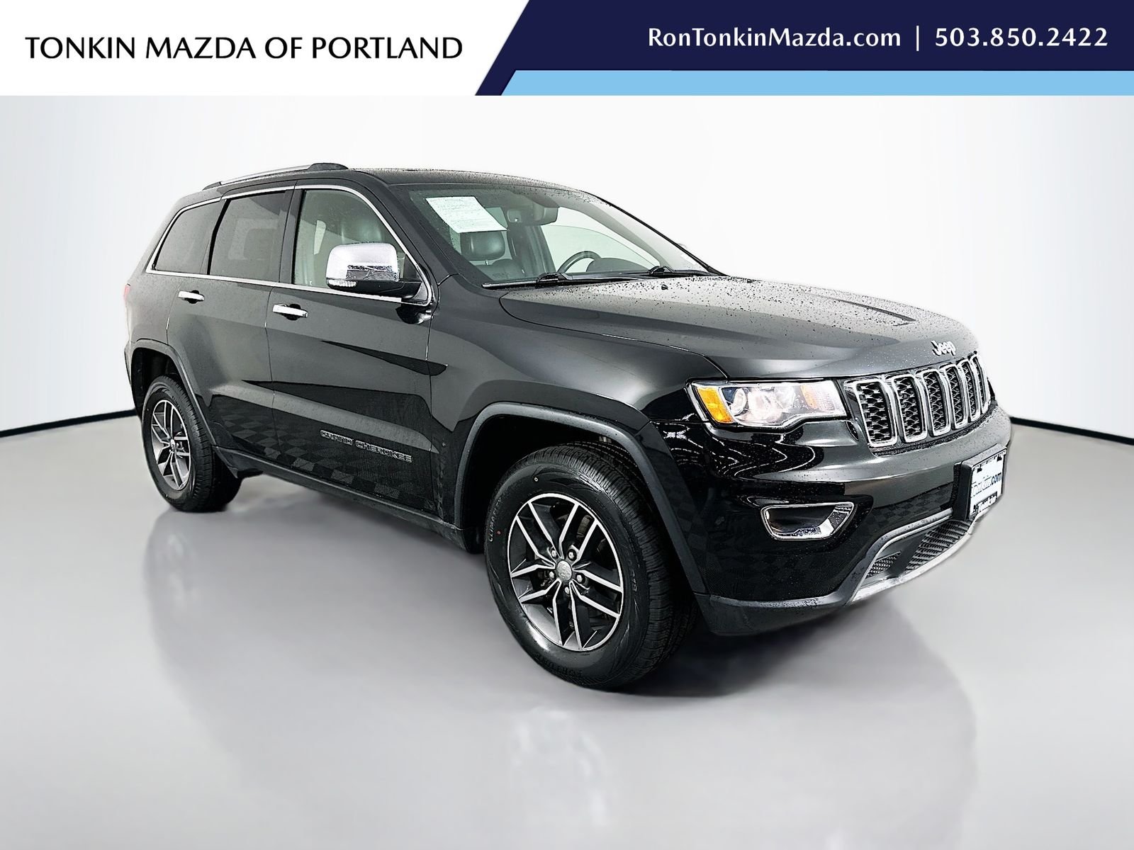 Used 2018 Diamond Black Jeep Limited image 1