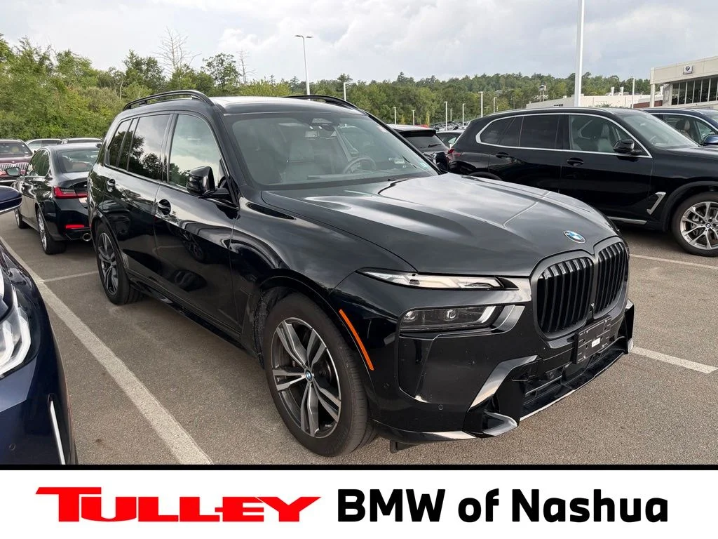 Used 2026 Black Sapphire Metallic BMW xDrive40i image 1