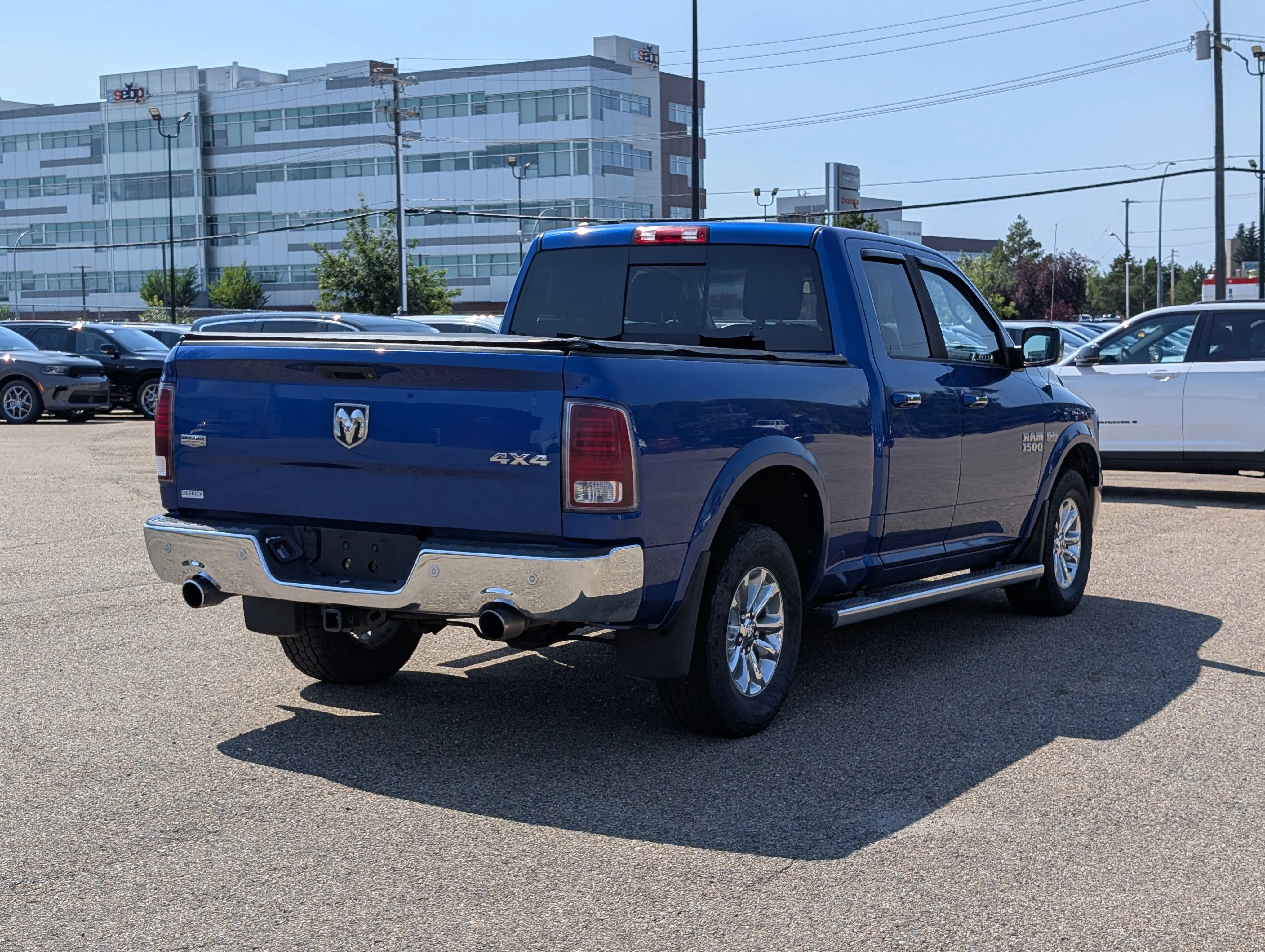 Used 2016 Blue Streak Pearl Ram Laramie image 7