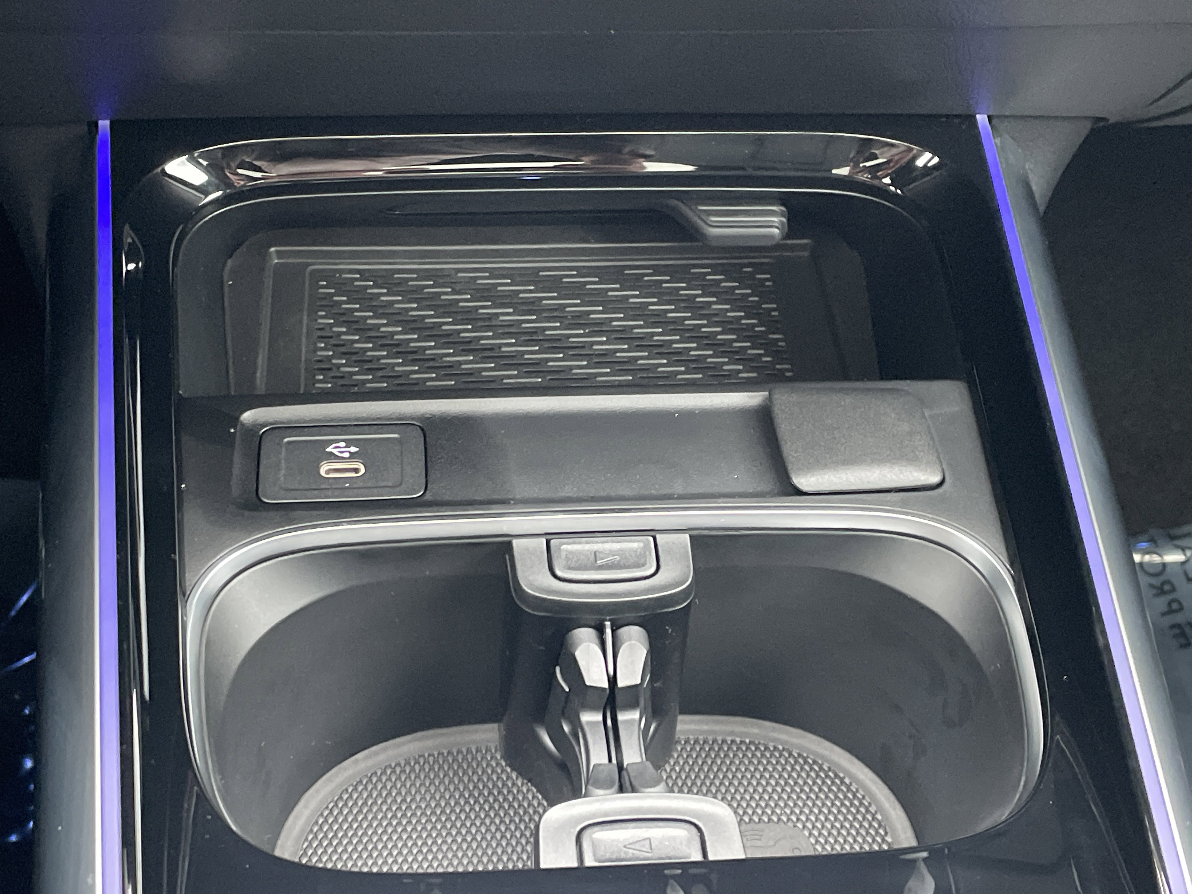 New 2026 Night Black Mercedes-Benz GLA 250 SUV image 30