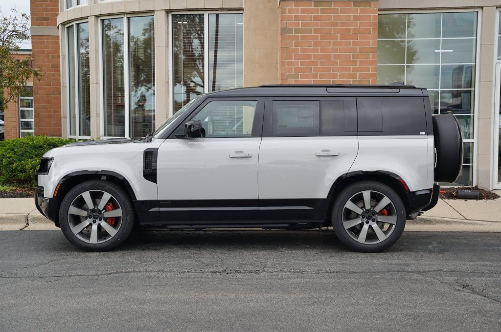 New 2026 Borasco Grey Land Rover X image 2