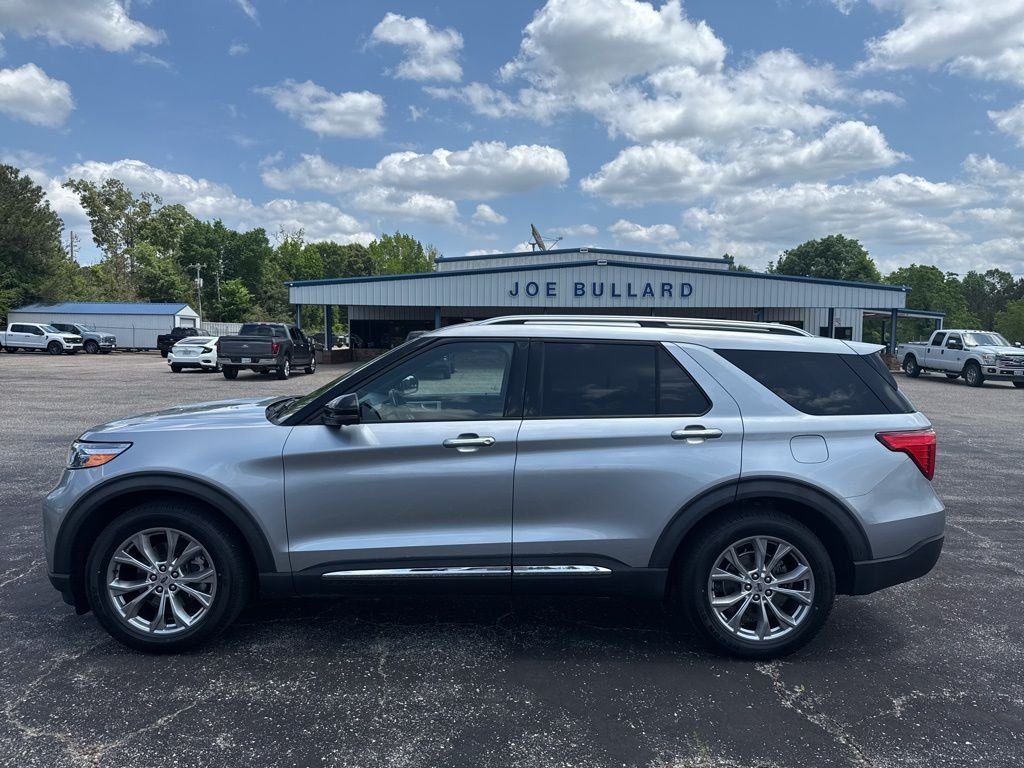 Used 2020 Silver Ford Limited image 19