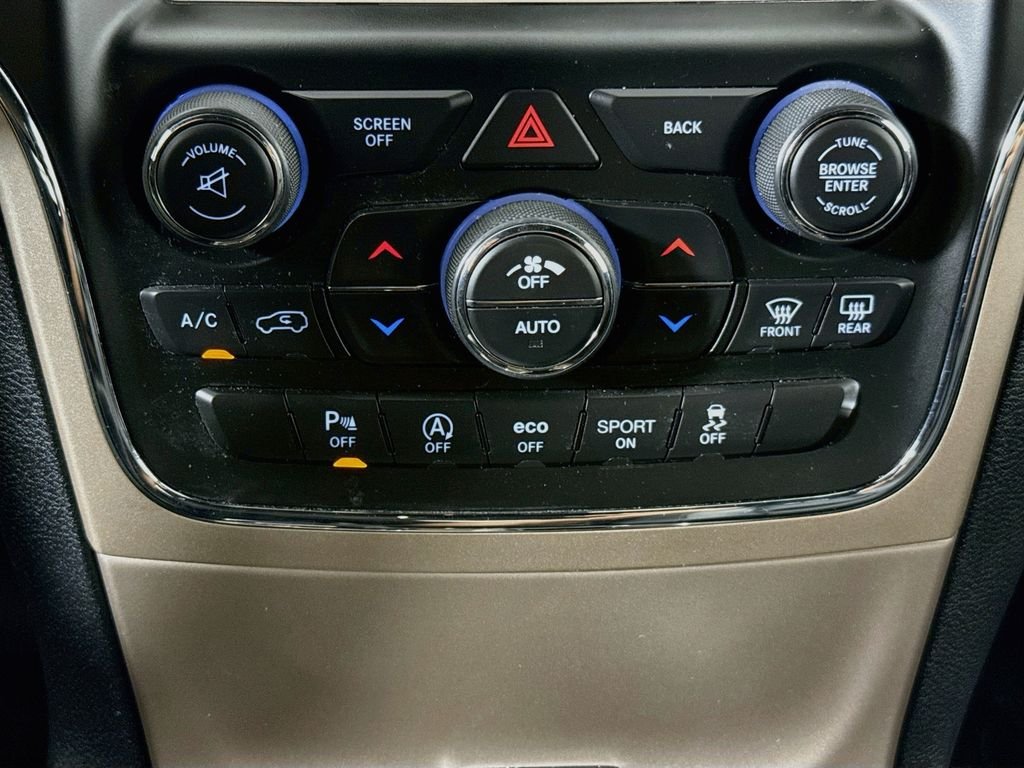 Used 2017 White Jeep Limited image 16