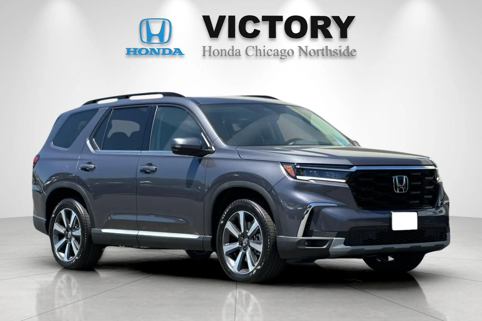 New 2025 Modern Steel Metallic Honda Touring image 7
