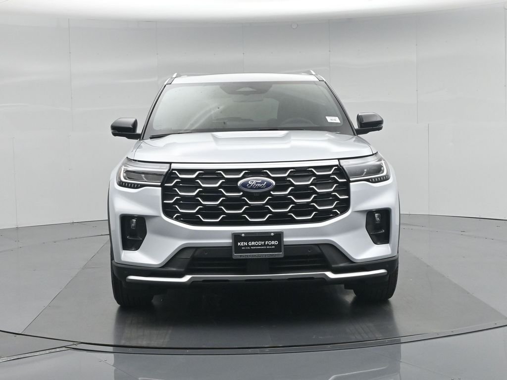 New 2026 Star White Metallic Tri-Coat Ford Platinum image 27