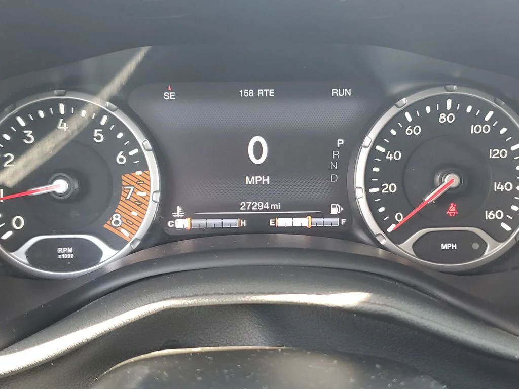 Certified Used 2022 Blue Jeep Limited image 26