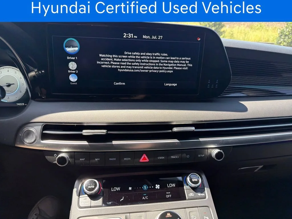 Certified Pre-Owned 2025 Hyundai Palisade Calligraphy Night Edition