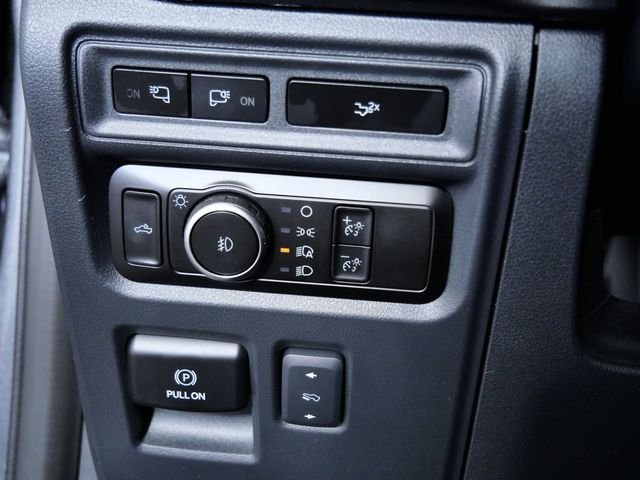 Certified Used 2023 Gray Ford XLT image 28