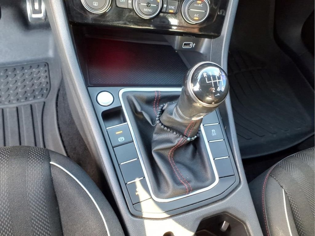 Used 2019 Black Volkswagen 2.0T S image 23