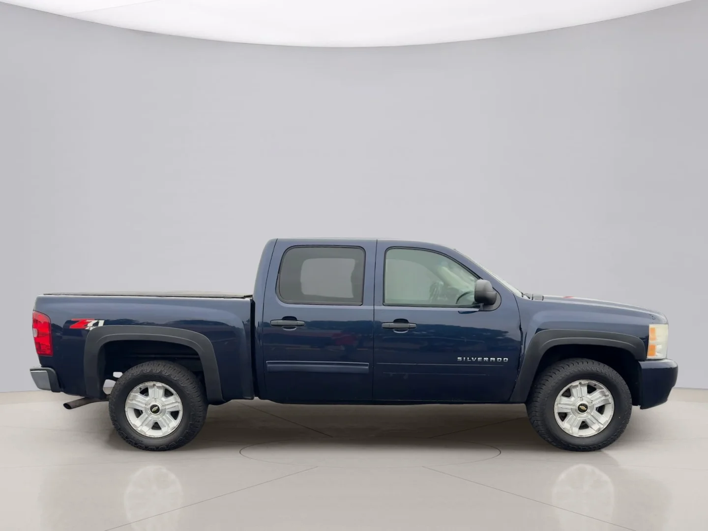 Used 2011 Blue Chevrolet LT image 6