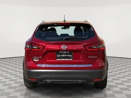 Used 2022 Pearl Metallic Nissan SV image 4