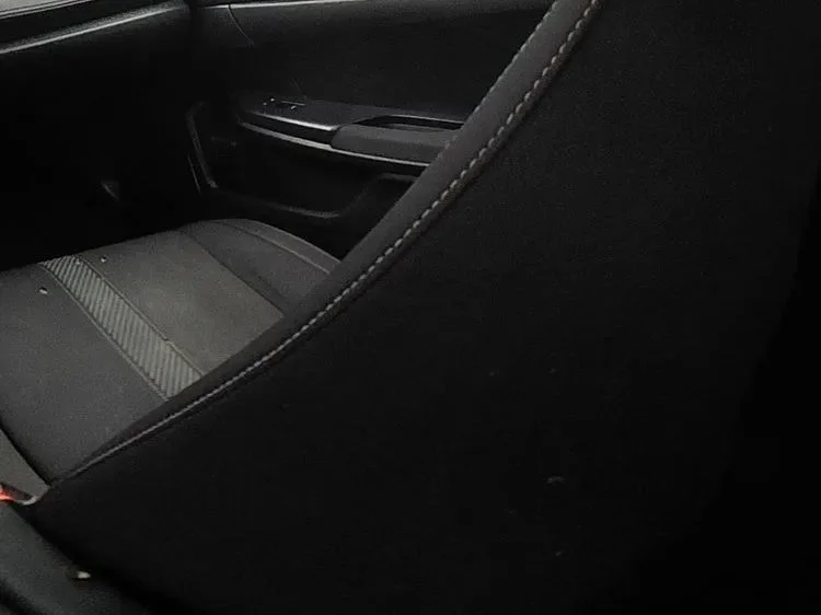 Used 2019  Honda LX Hatchback 4D image 13