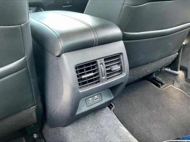 Used 2019 Black Nissan 2.5 SL image 12
