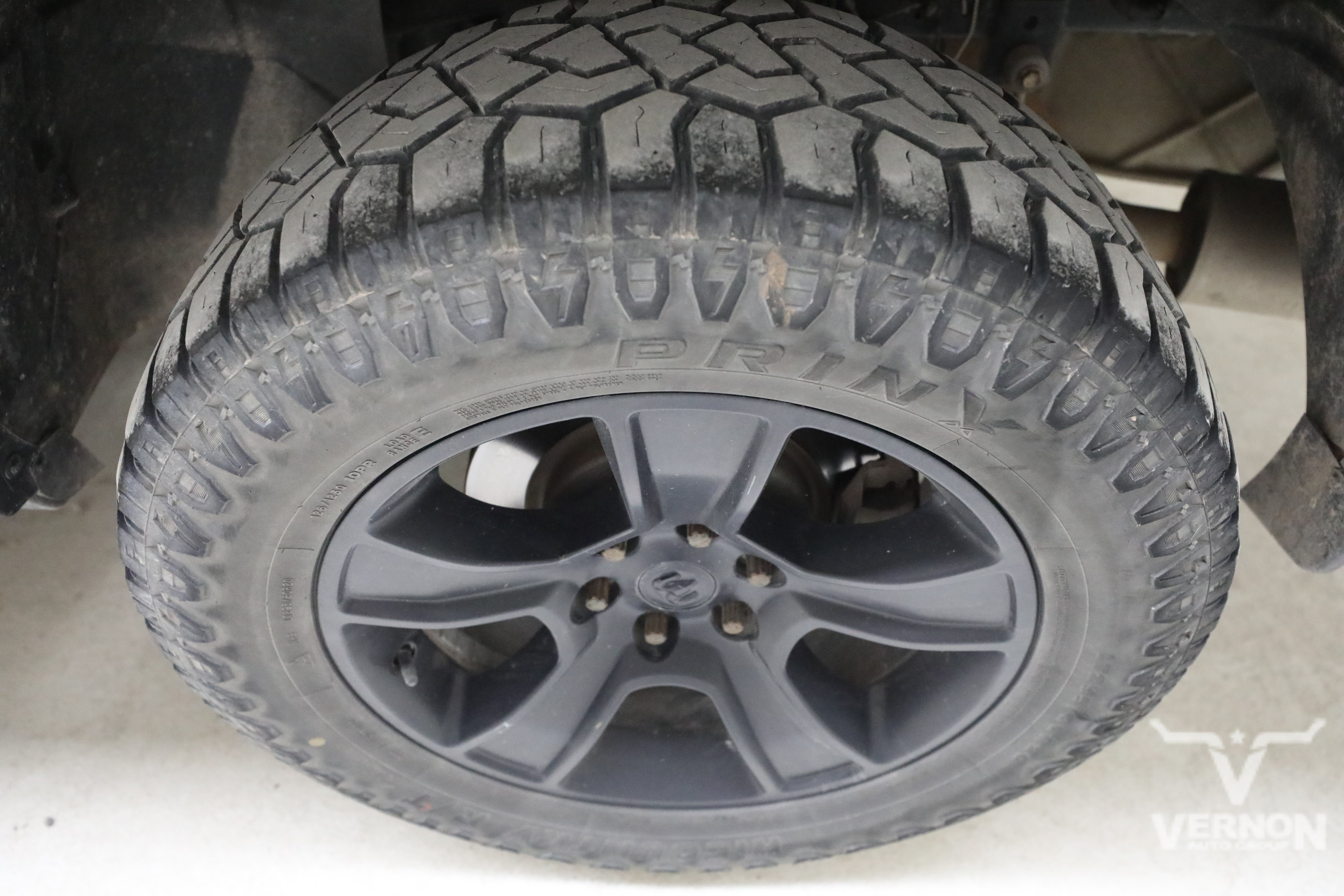 Used 2019 Diamond Black Crystal Pearlcoat Ram Y image 11