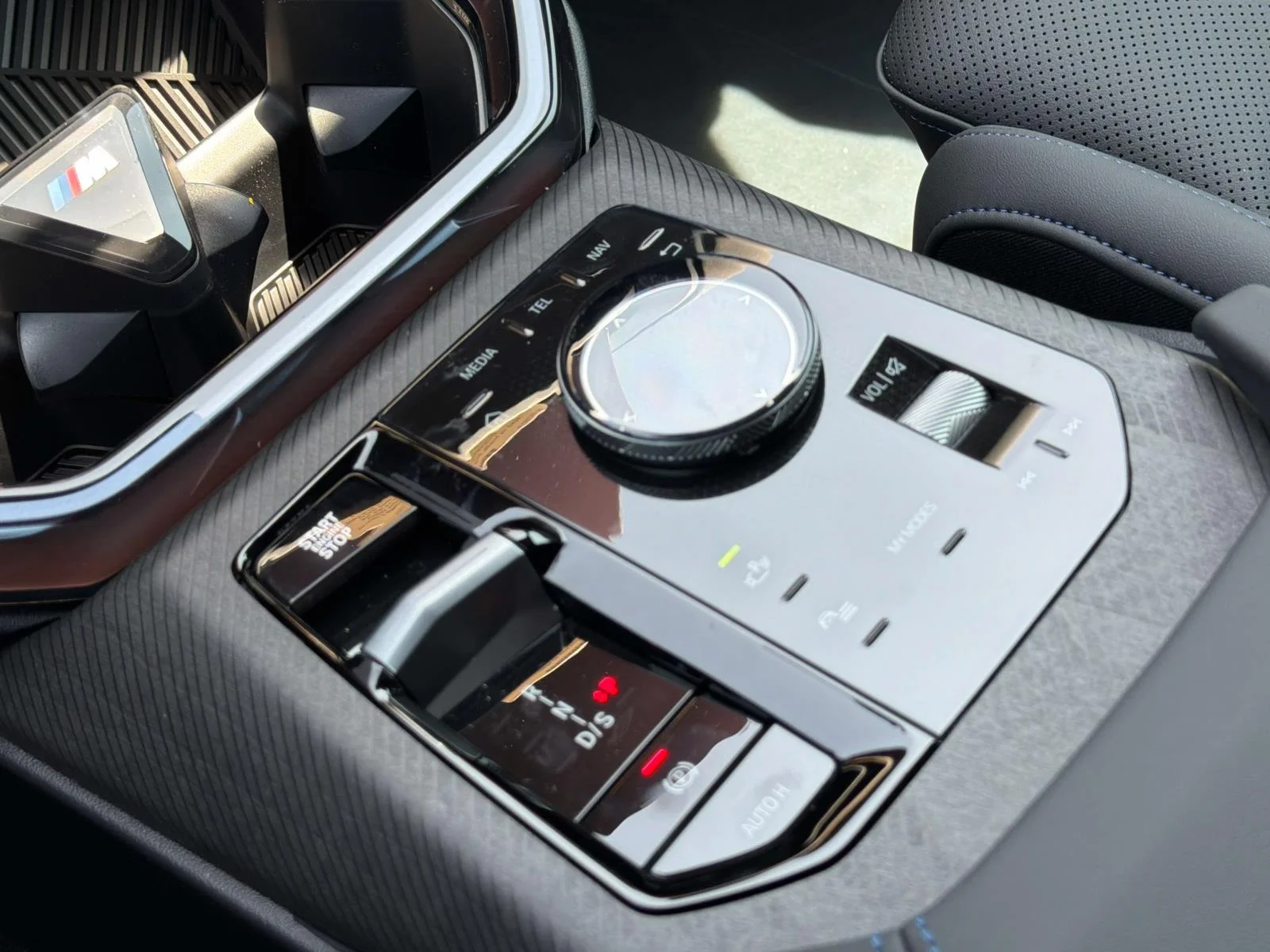 New 2026 Frozen Deep Grey BMW 30 xDrive Sports Activity Vehicle image 22