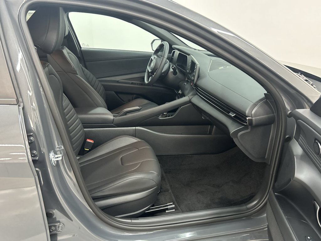 Used 2026 Gray Hyundai SEL Sport Plus image 17