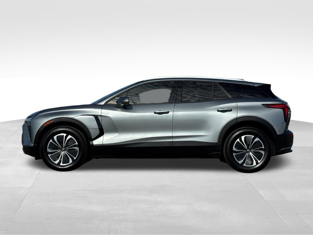 Used 2024 Chevrolet Blazer EV LT with VIN 3GNKDBRJ6RS229560 for sale in Delano, CA