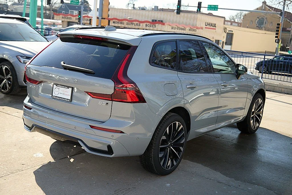 New 2026 Vapour Grey Volvo Ultra image 9
