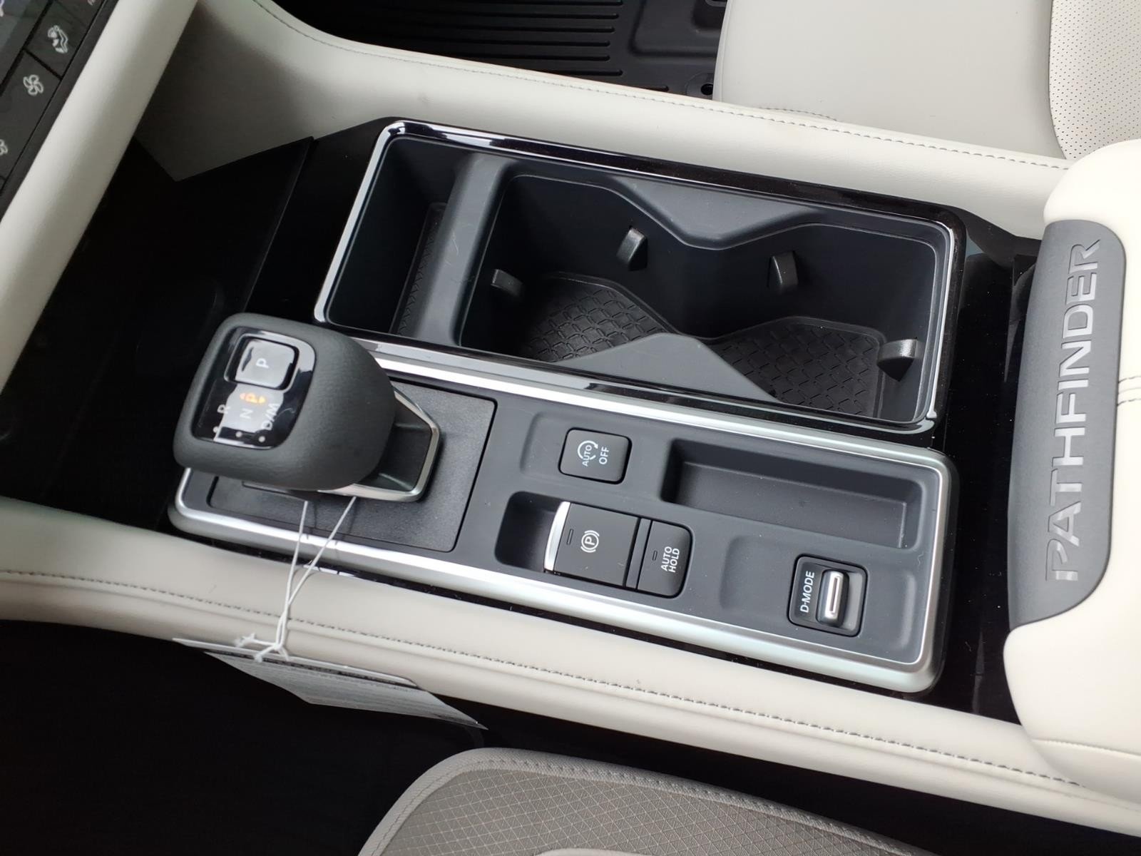 2026 Nissan Pathfinder SL White at Robbins Nissan