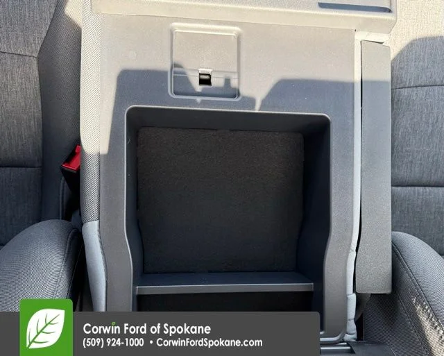 New 2026 Oxford White Ford XL image 29