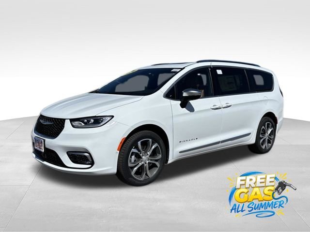 2026 Chrysler Pacifica Pinnacle AWD's photo