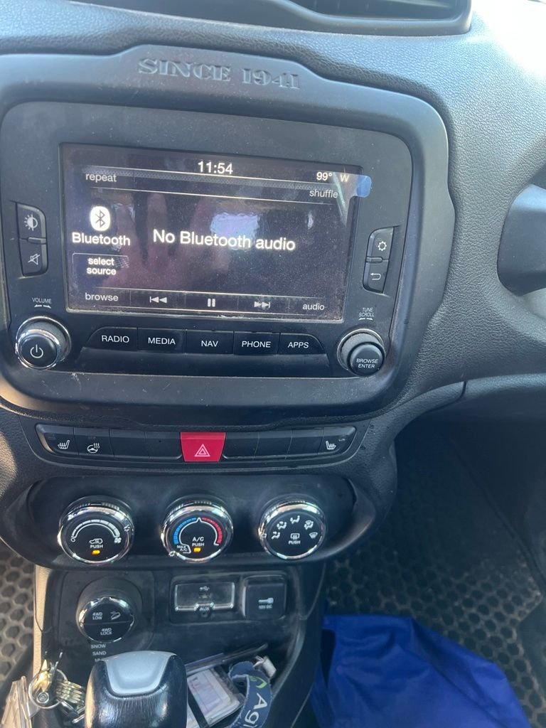 Used 2017 Gray Jeep Trailhawk image 12