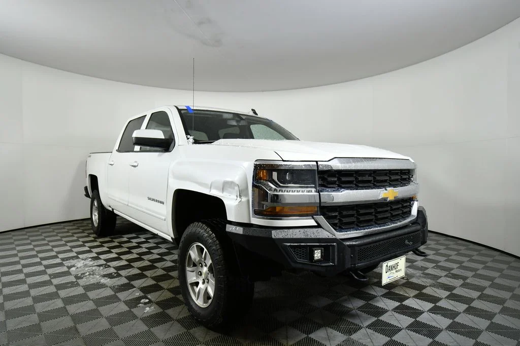 2017 Chevrolet Silverado 1500 LT - Photo 8