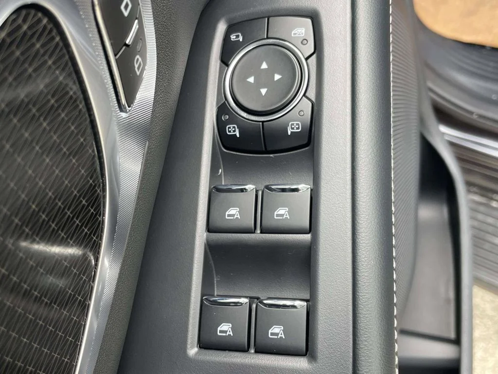 New 2026 Gray Ford Platinum image 16