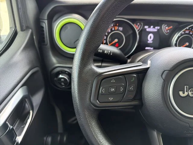 Used 2023 Gray Jeep Sport image 28