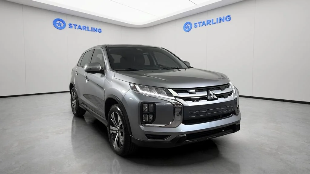 Used 2020  Mitsubishi ES 2.0 image 14