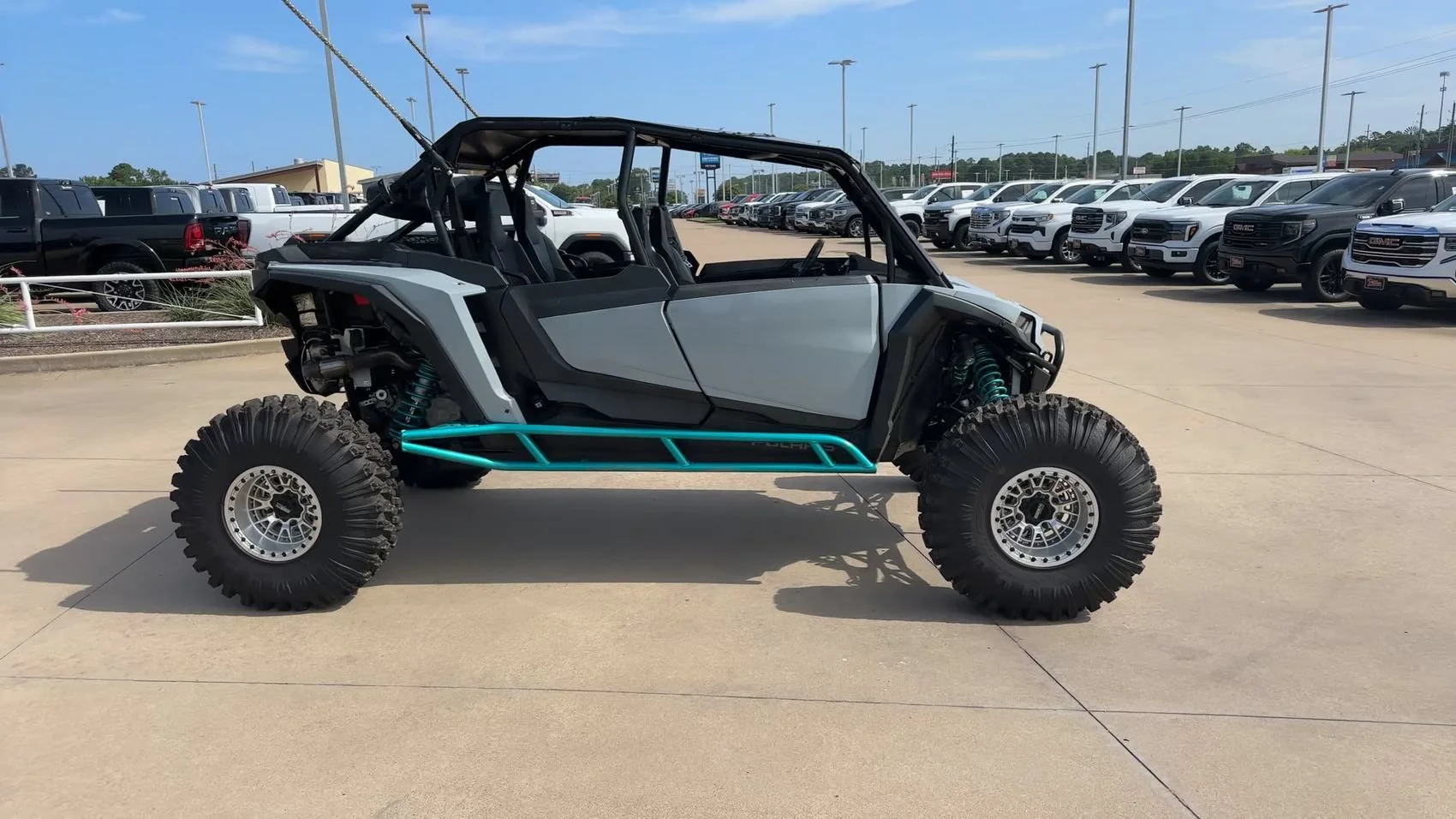 Used 2025 Black Polaris  image 8