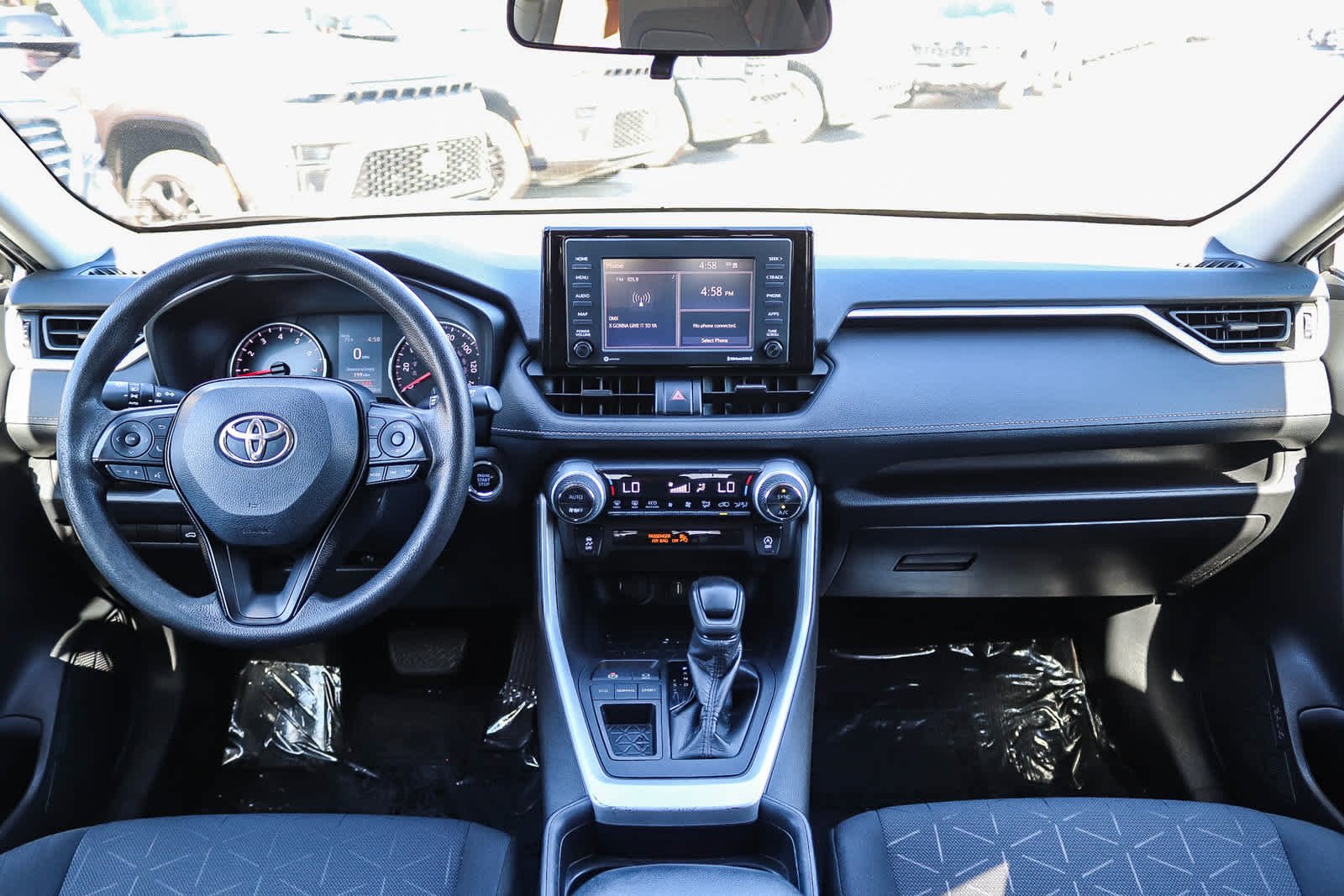 Used 2021 Silver Sky Metallic Toyota XLE image 12