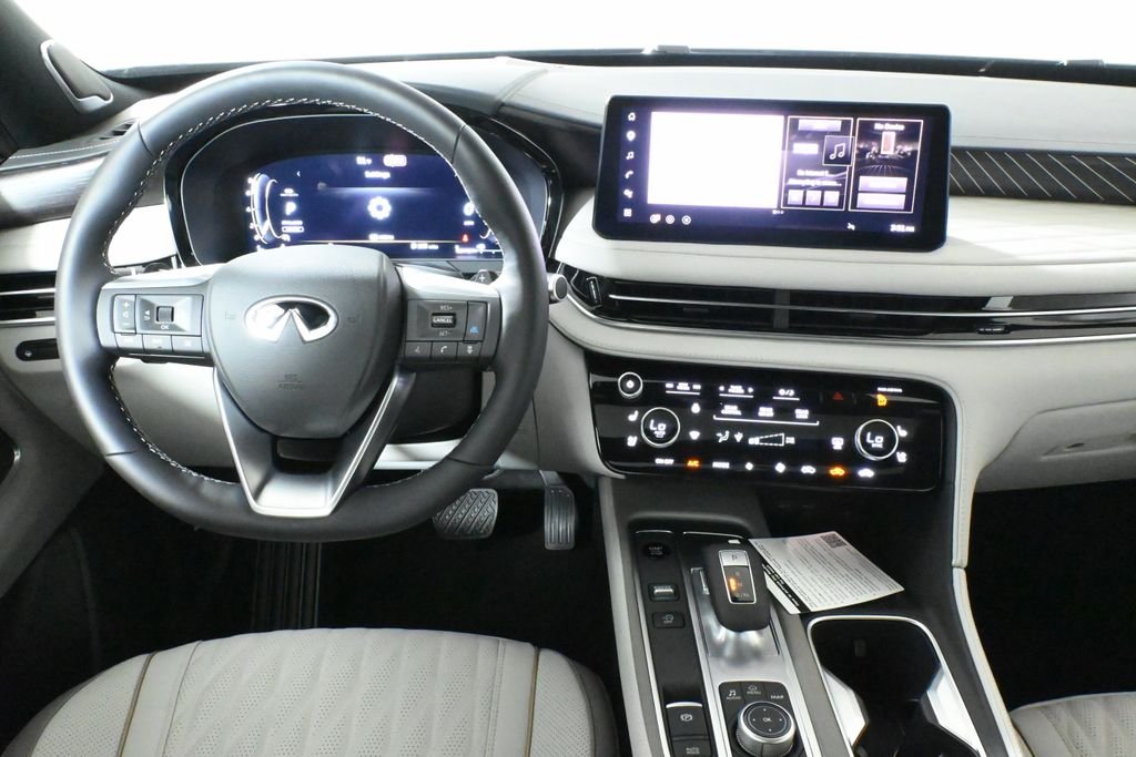 New 2026 2T DEEP EMRLD INFINITI Autograph AWD image 17