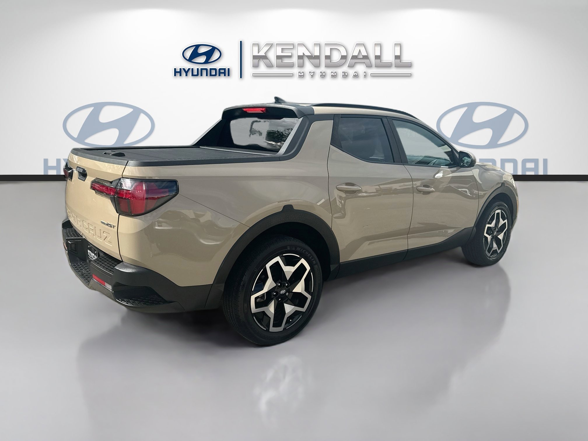 Used 2024 California Sand Hyundai Limited image 6