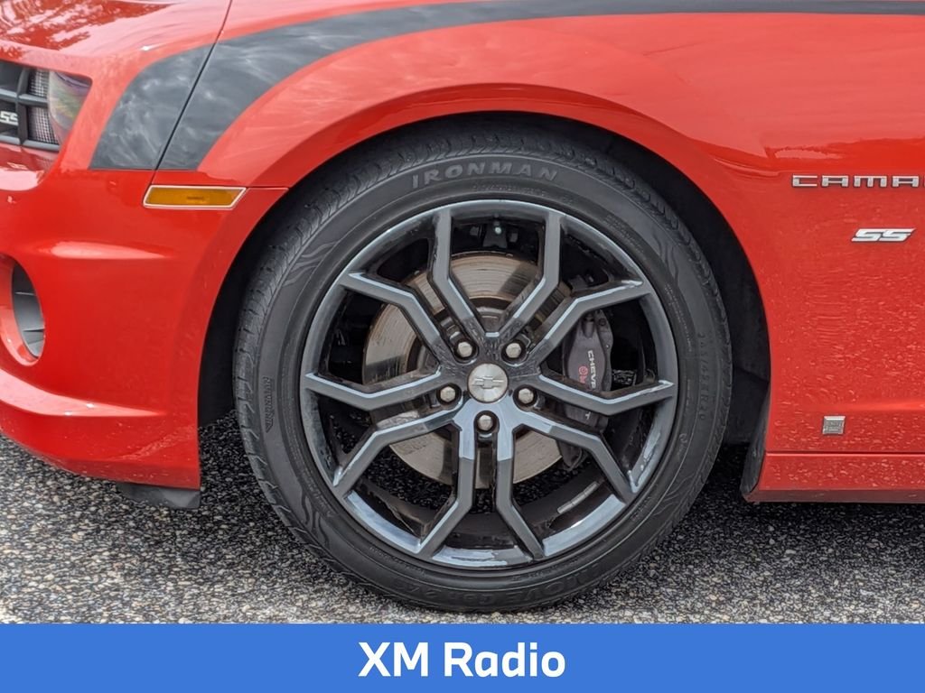 Used 2010 Red Chevrolet SS image 13